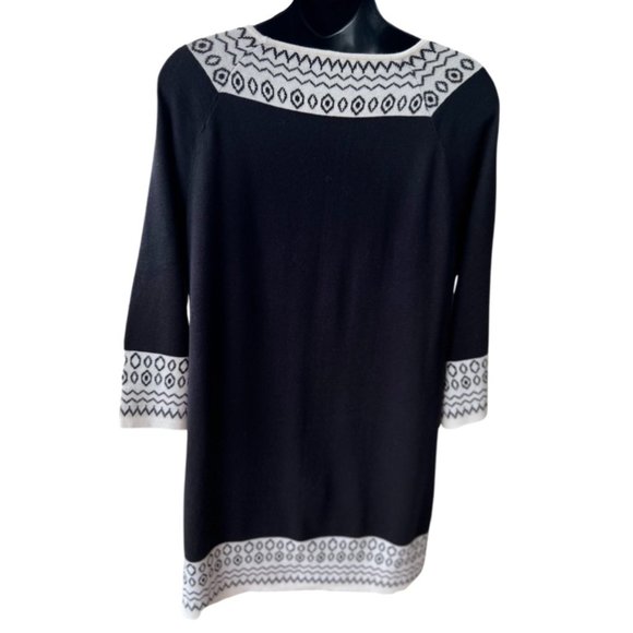 🌸4/$50🌸 A-line Tunic Sweater with 3/4 Sleeves - Picture 3 of 11